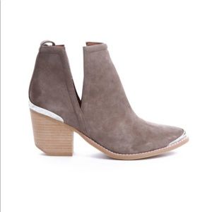 Jeffrey Campbell Cromwell bootie. Never worn!